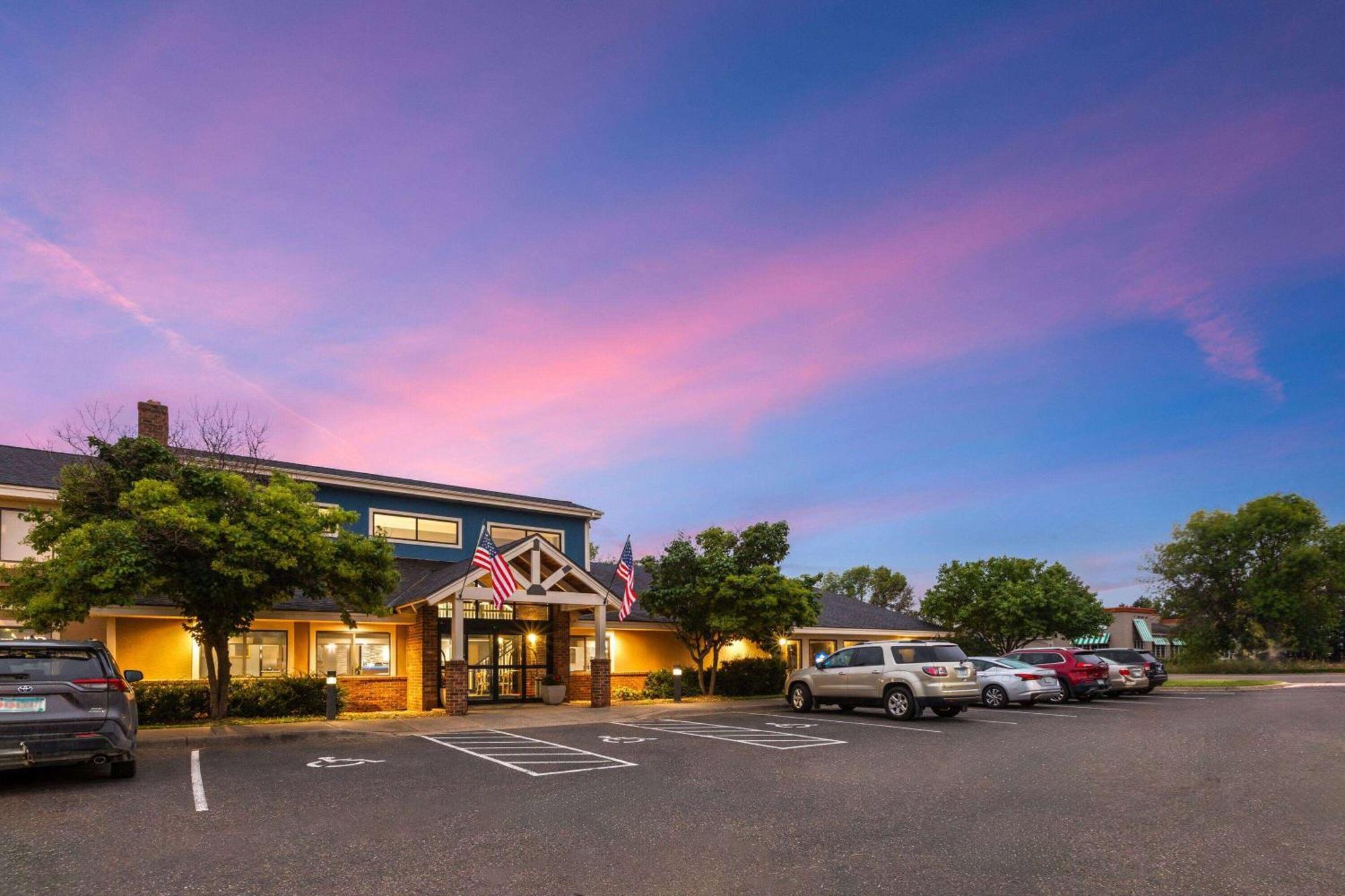 Americinn By Wyndham North Branch Exterior photo